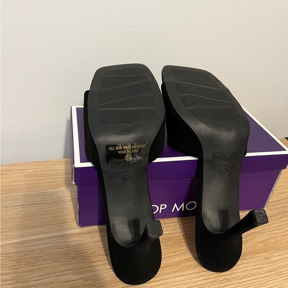 Heels - Picture 3 of 3